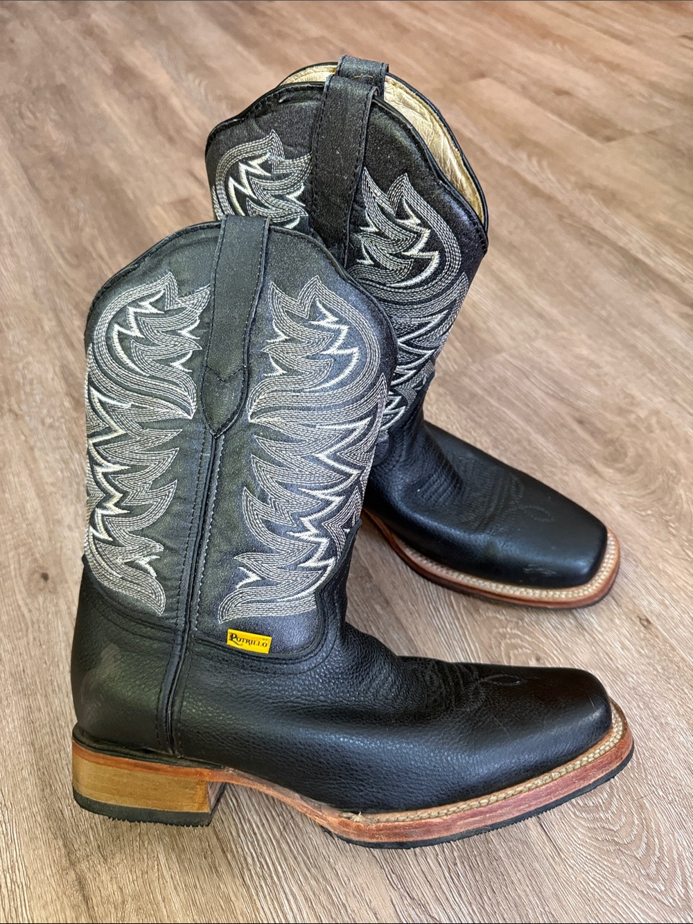 Black Western Cowboy Boots with Gray Stitching - Durable Leather